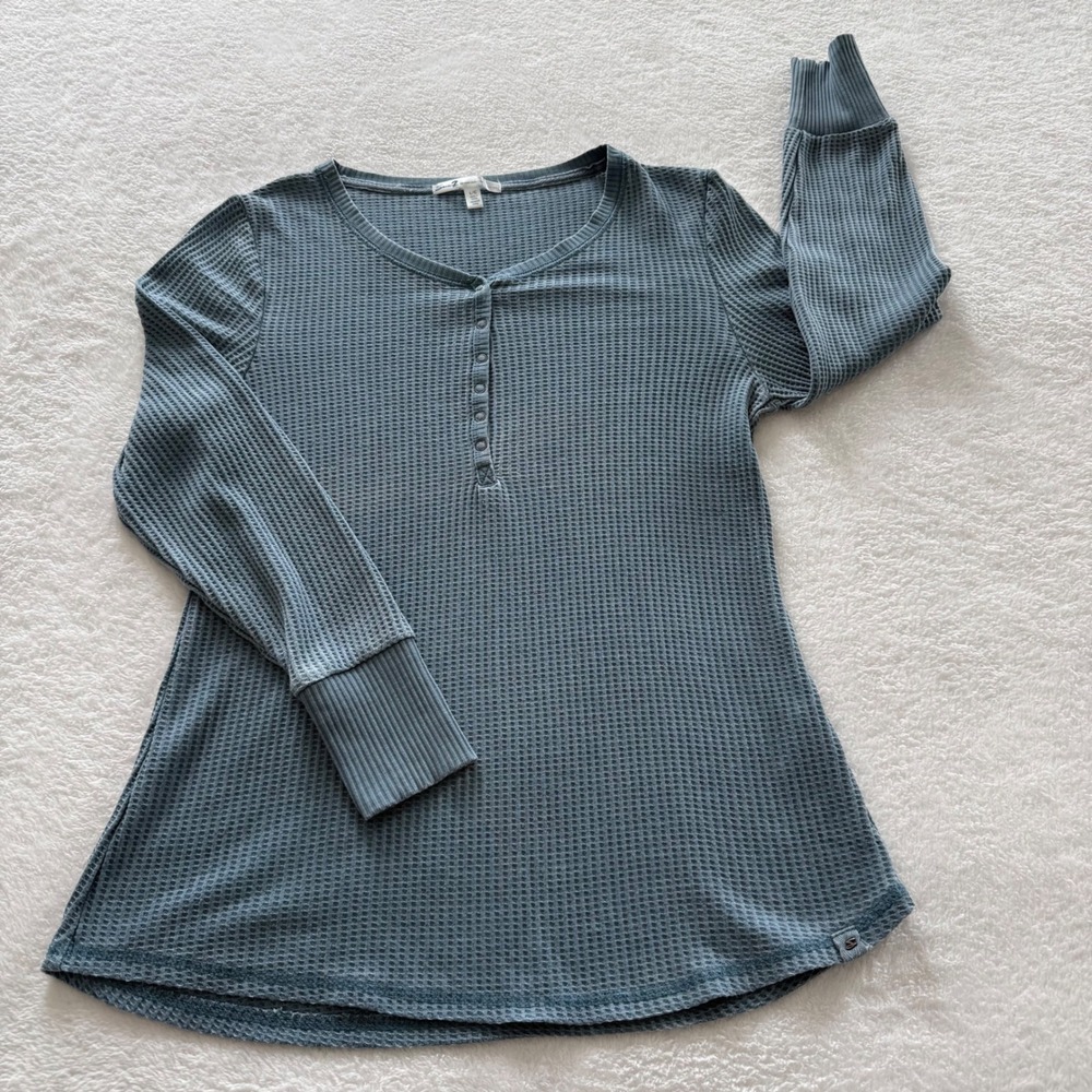 Seven7 Henley Top Womens Large Blue Gray Waffle Knit Thermal Long Sleeve Scoop
